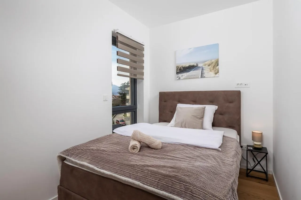 Apartment Top View With Balcony And Private Parking Rijeka 0*,  Croatia
